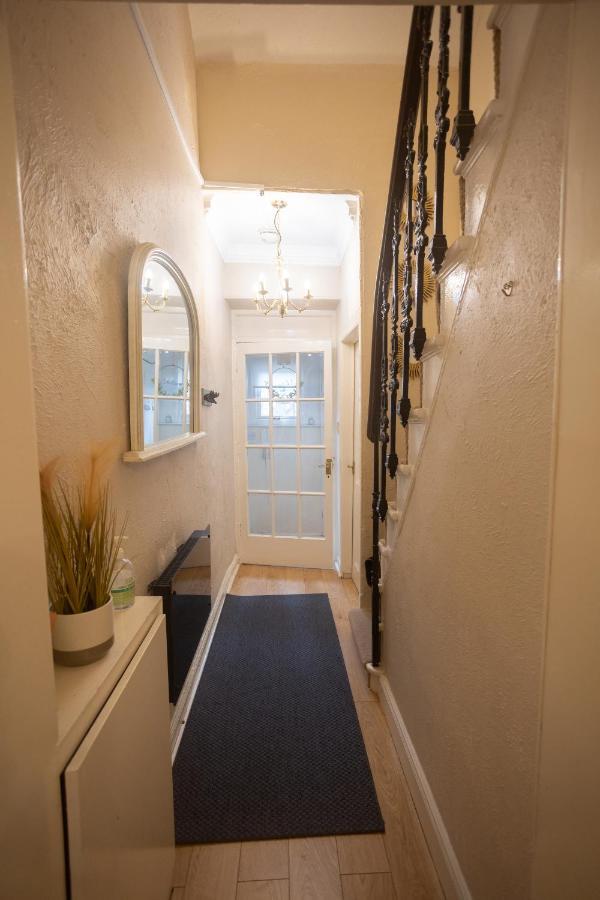 Sandgate 2-Bed Apartment In Ayr Central Location Exterior foto